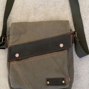 Augur canvas and leather unisex crossbody bag